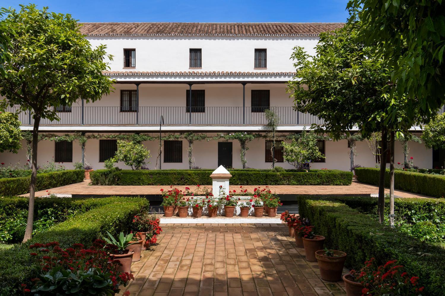 Magno Apartments San Laureano - Private Parking Included Seville Luaran gambar